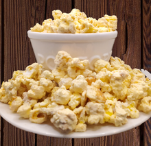 Load image into Gallery viewer, Banana Cream Pudding Gourmet Popcorn